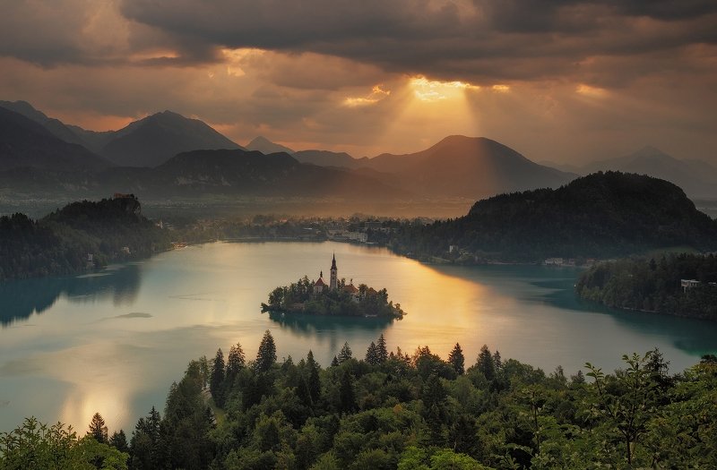 mountains, bled, slovenia, sunrise, landscape, nature, travel, summer, peak, clouds Golden Times фото превью
