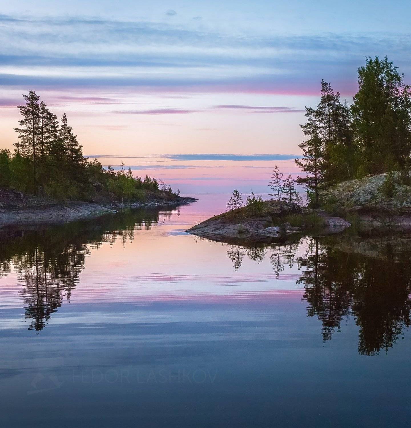 ладожское озеро, карелия, шхеры, лето, остров, берег, штиль, вода, рассвет, заря, плавание, путешествие, отражение, сосна, облака,, Лашков Фёдор