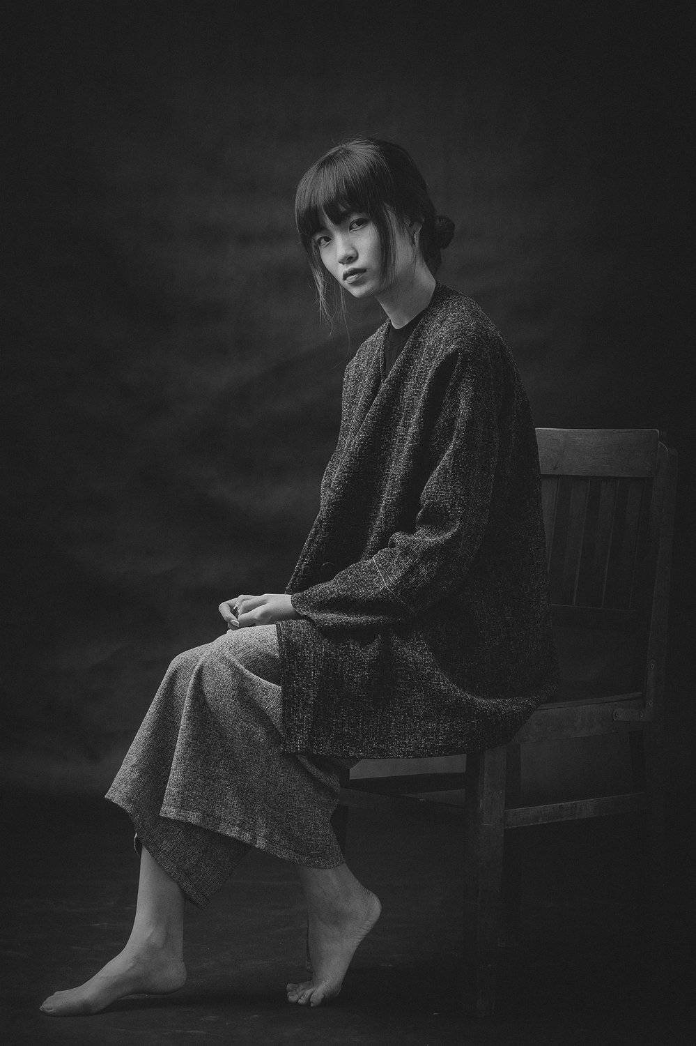 portrait, female, woman, girl, asian, vietnam, vietnamese, young, face, studio, eyes, black and white, bw, monochrome, mood, Hoang Viet Nguyen