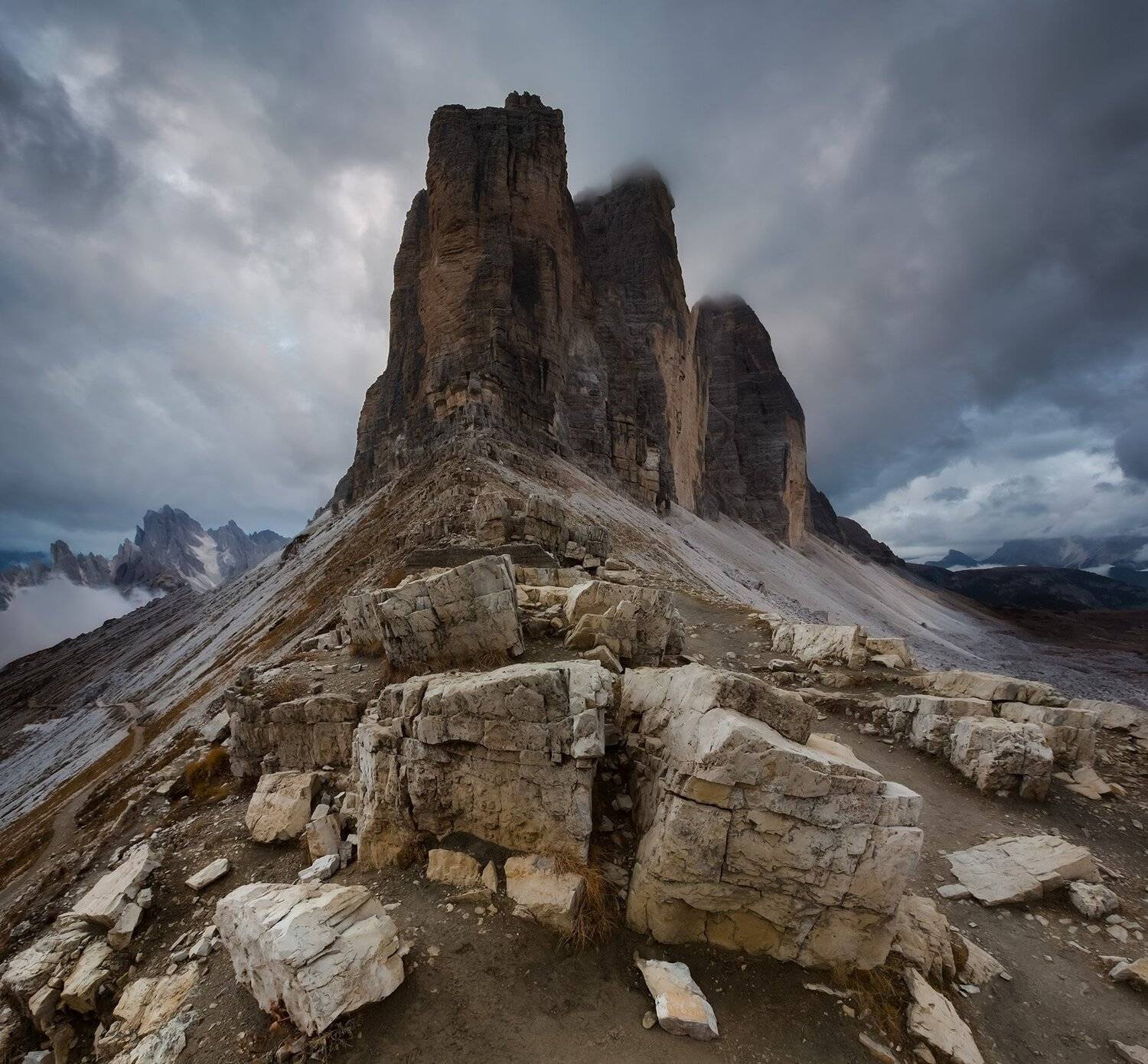 tre cime di lavaredo, италия, доломиты, горы, облака, Геннадий Финенко
