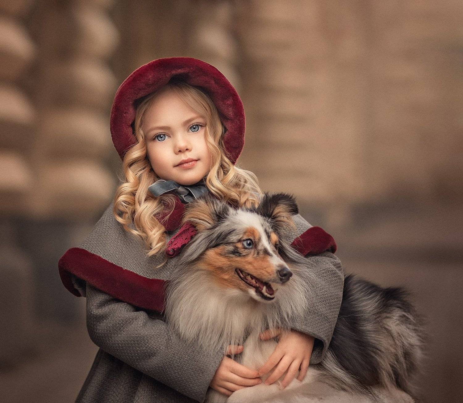 , Елена Михайлова