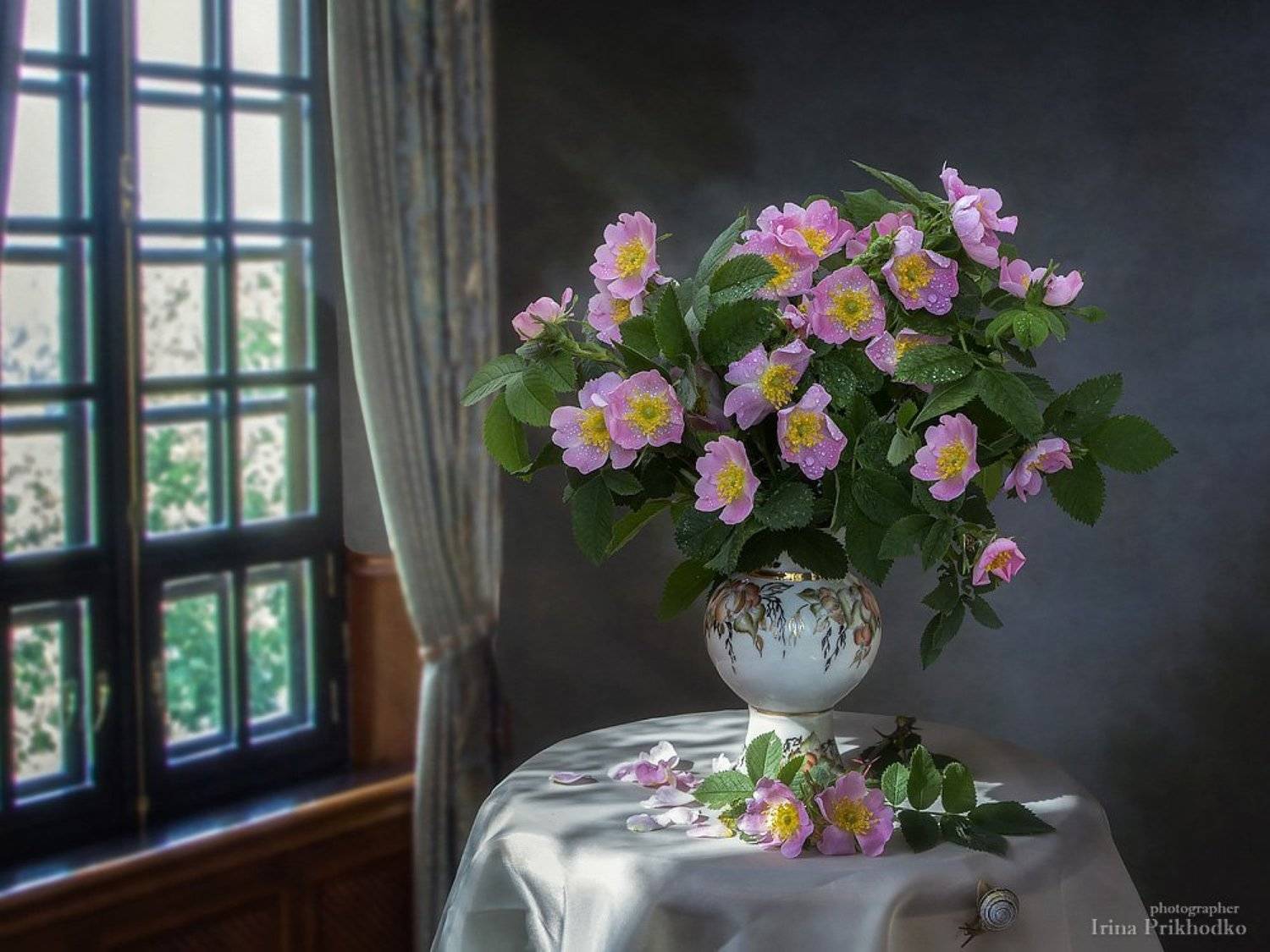 натюрморт, винтажный, ретро, букет, цветы, шиповник, Ирина Приходько