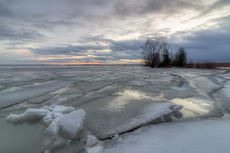 Мартовский пейзаж фото превью