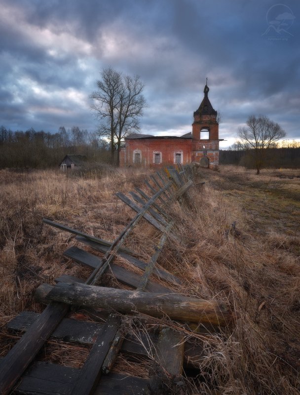 пейзаж, церковь, весна Головино фото превью