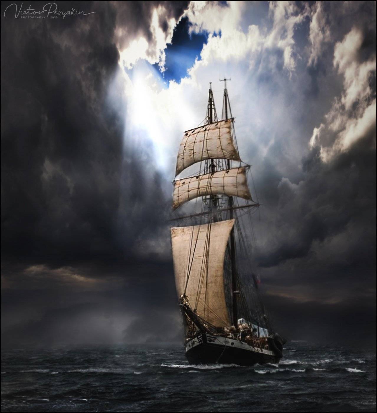 , Виктор Перякин