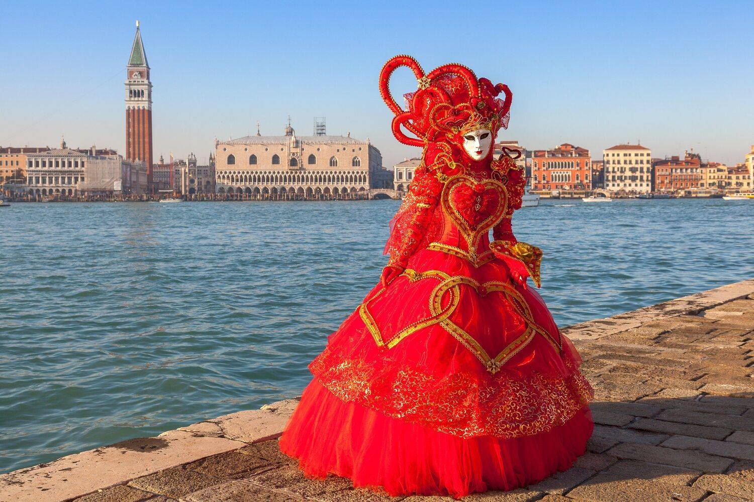 italy, venice, carnival, red , Igor Sokolovsky