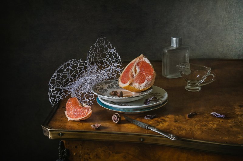 натюрморт, стекло, фарфор, грепфрут Про грейпфрут фото превью