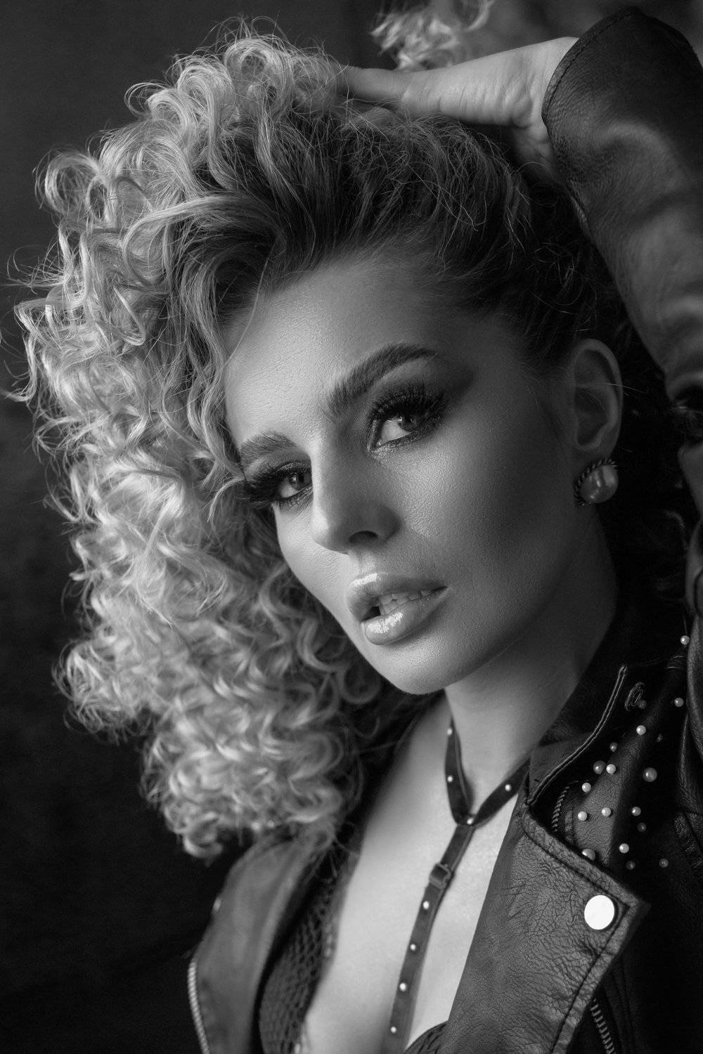 портрет, девушка, кудри, черно-белое, чб, bw, girl, Вадим Миронов