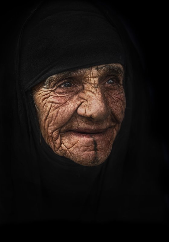 A woman from the south фото превью
