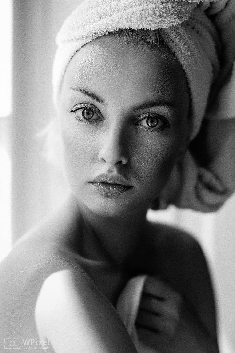 portrait women eyes blonde, Wojtek Polaczkiewicz