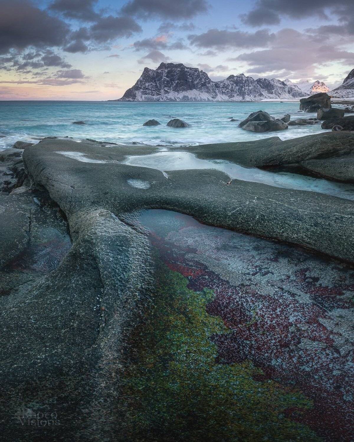 lofoten,norway,norwegian,utakleiv,uttakleiv,shoreline,coastline,seascape,mountains,, Adrian Szatewicz