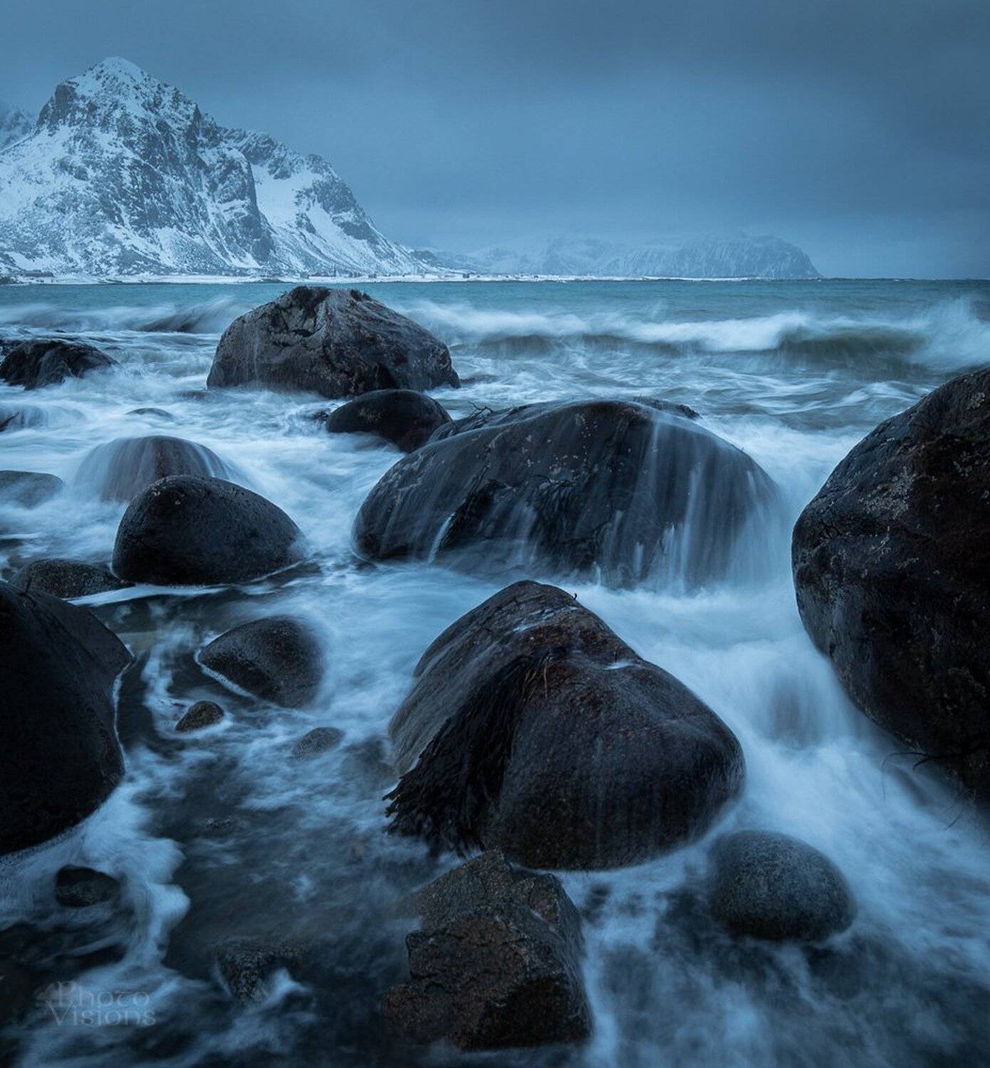 lofoten,norway,winter,dark,long exposure,vareid,seascape,shoreline, Adrian Szatewicz