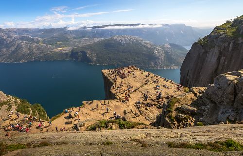 Норвегия. Утёс Прекестулен (