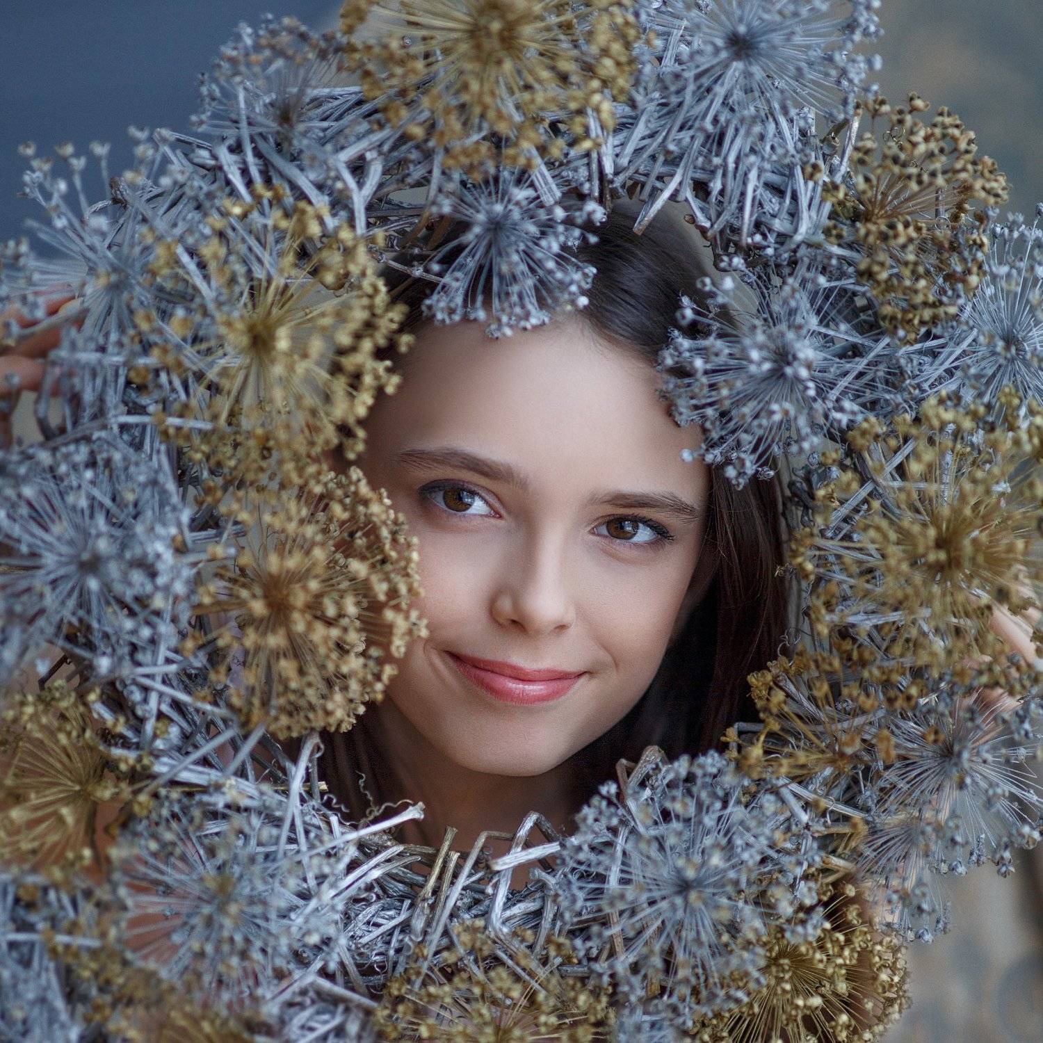 портрет, дневной свет, венок, карантин, красивая девочка, Оксана Ведмеденко