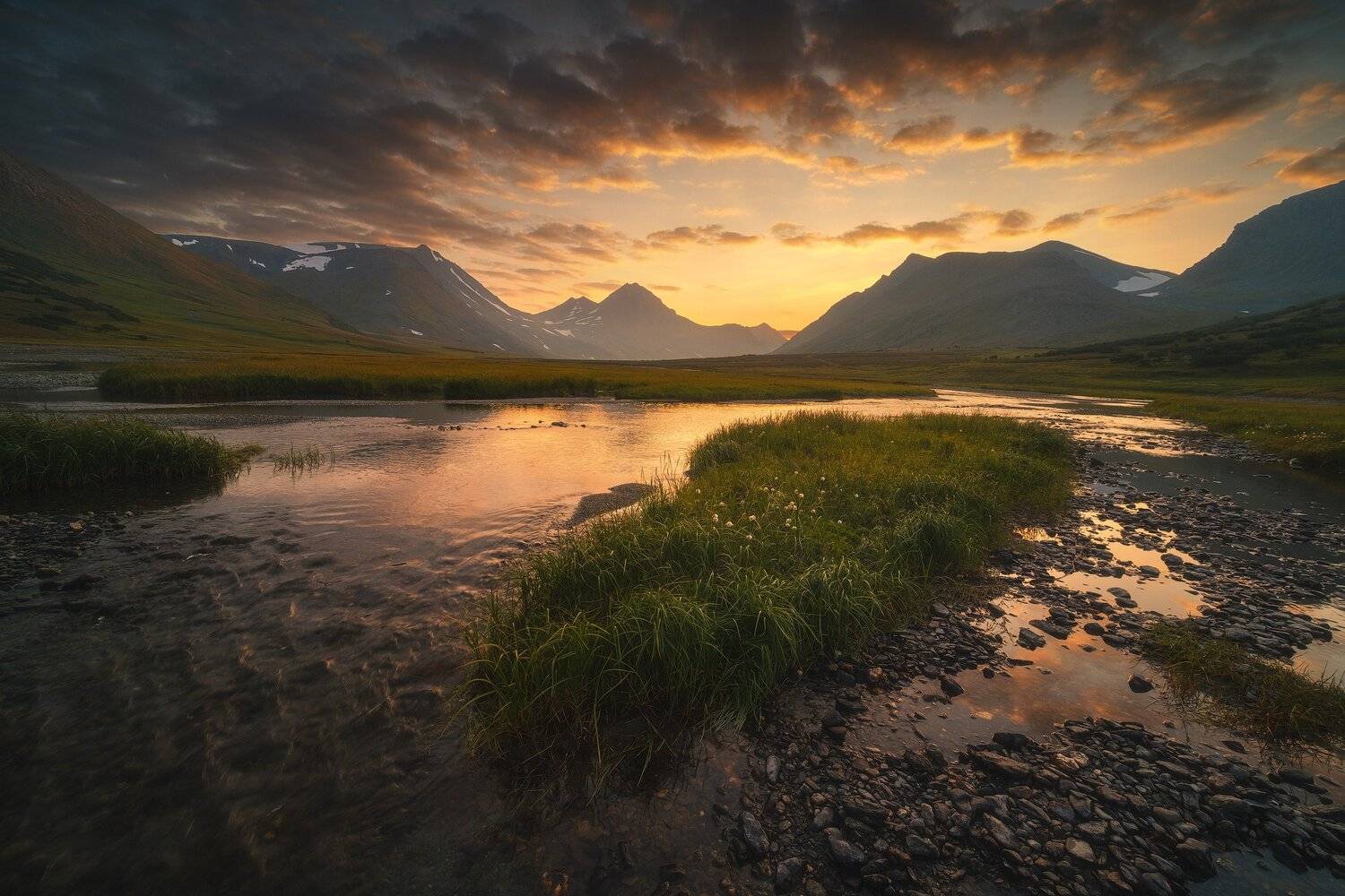 россия, урал, полярный урал, ямао, ямал, пейзаж, природа, осень, горы, река, озеро, закат, тундра, заполярье, поток, Оборотов Алексей