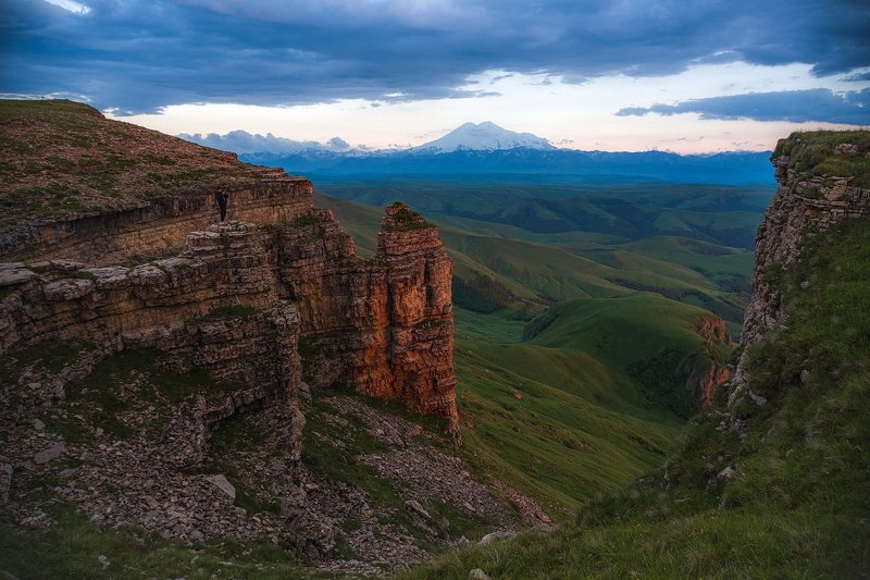 ВЕЧЕРНИЙ СВЕТ НА БЕРМАМЫТЕ фото превью