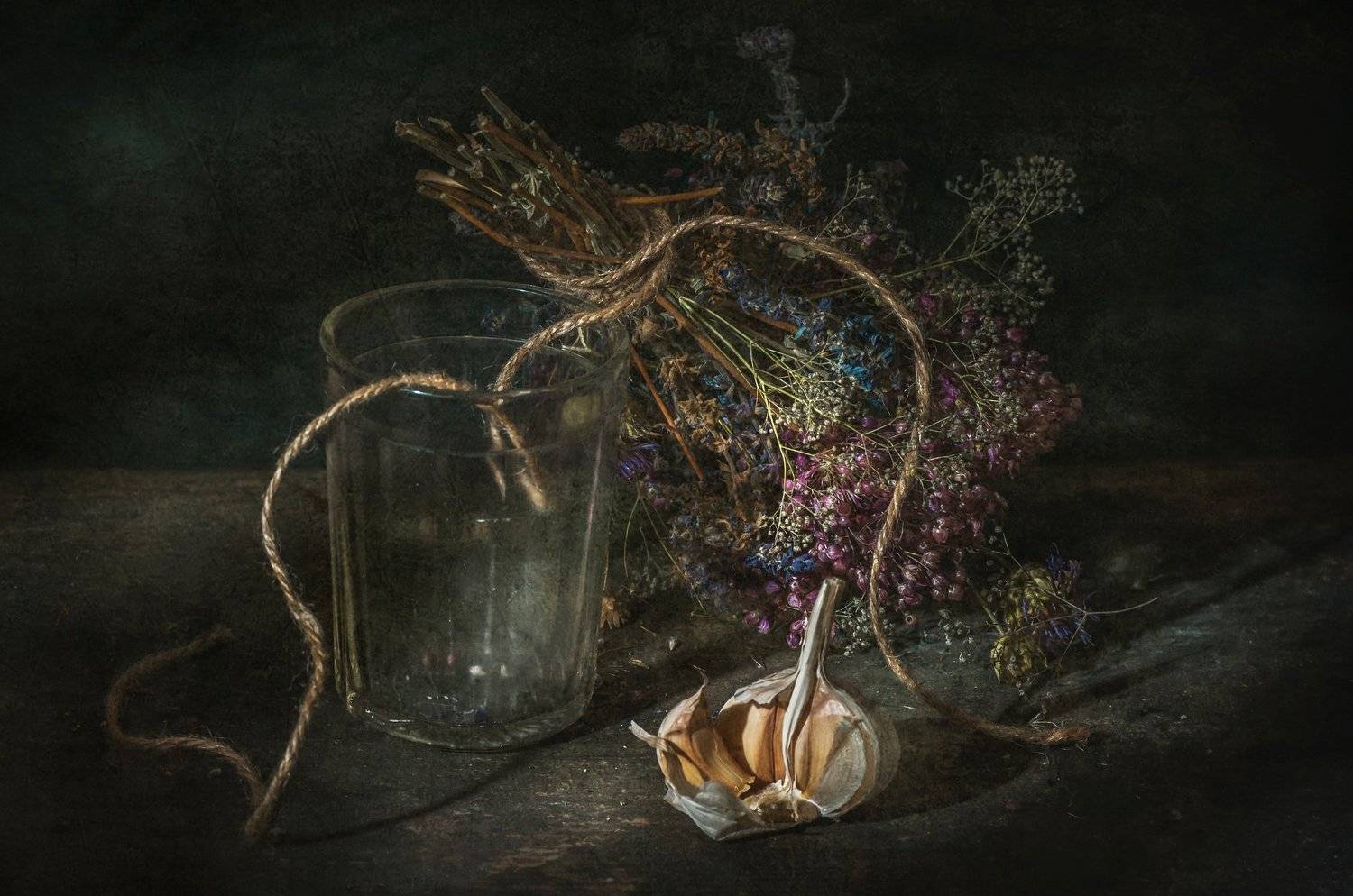 деревня, рустик, стакан, чеснок, травы, пыль, Владимир Володин