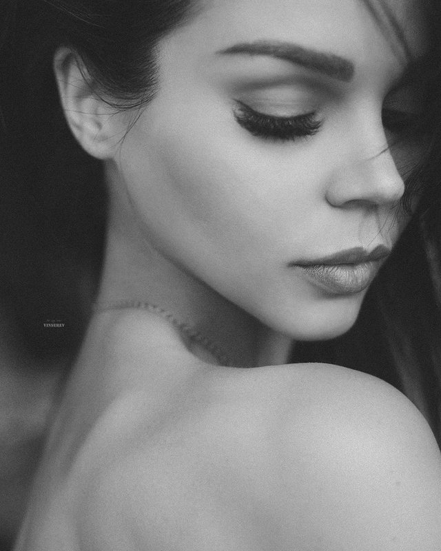 Lara фото превью