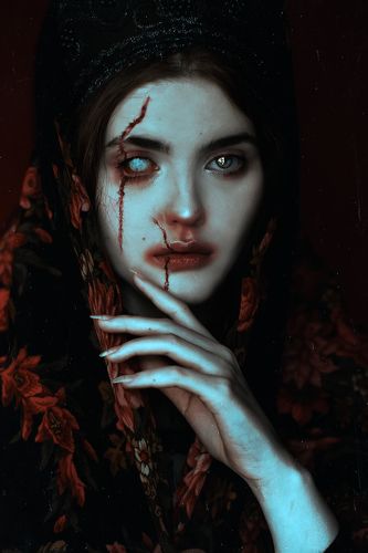 Р у с с  к а я   к р о в ь 