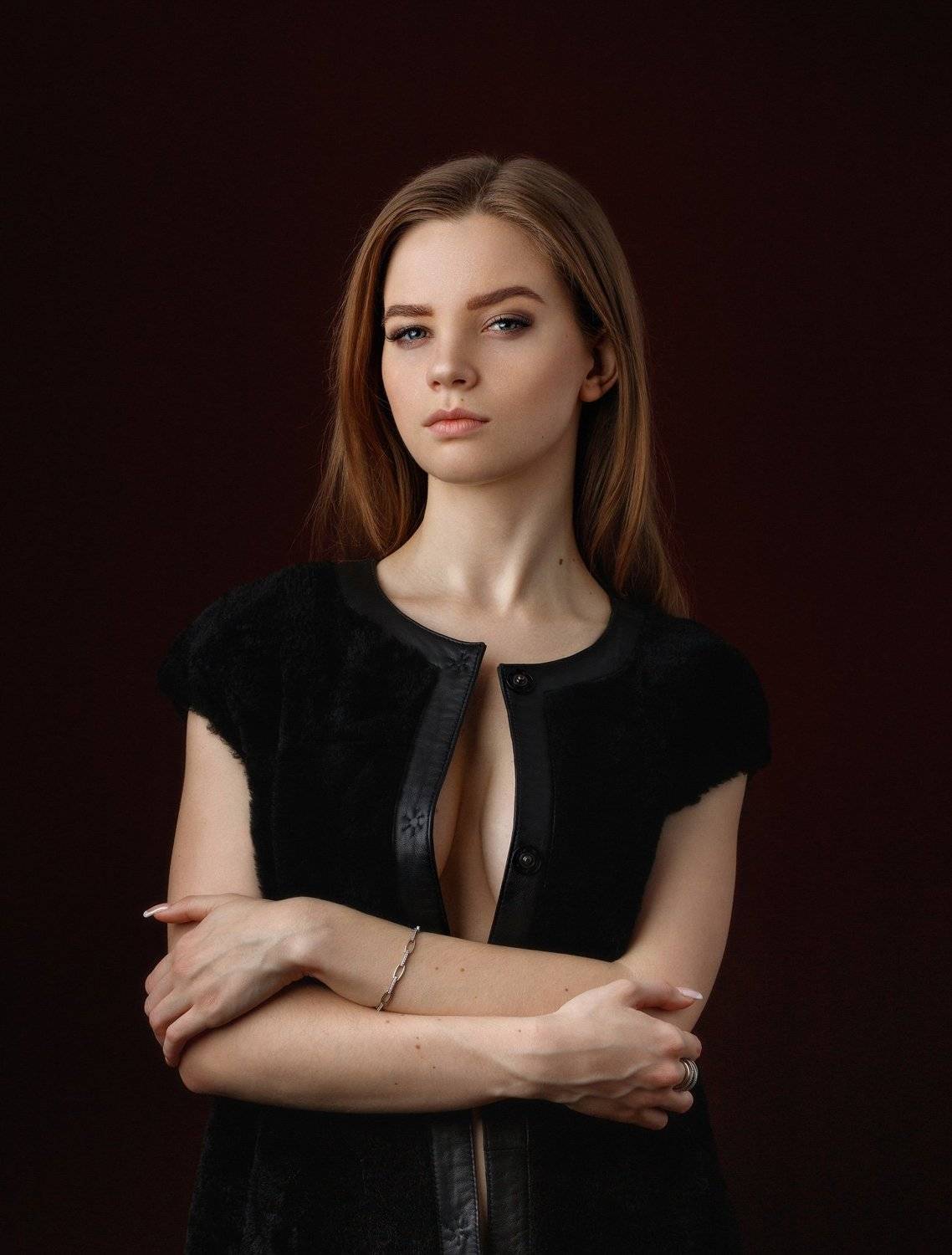 девушка взгляд портрет студия, Ксения Сергеева