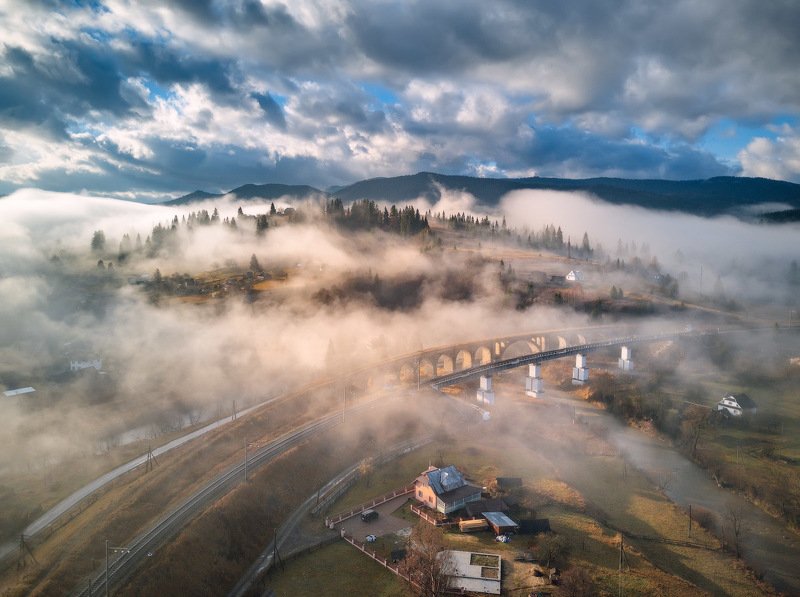 ворохта, горы, карпаты, ноябрь, осень, туман, украина, утро Туманная феерия в Ворохте фото превью