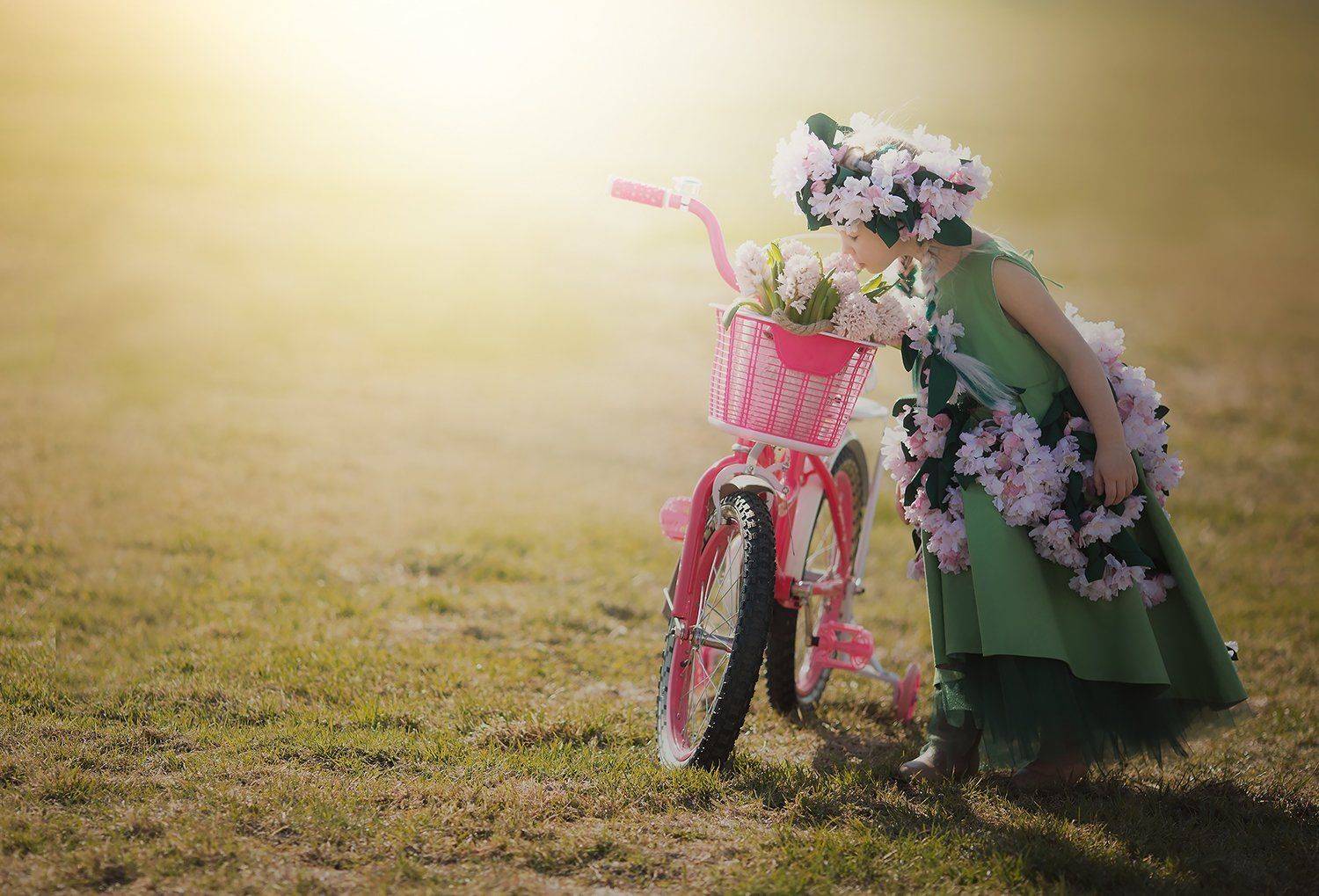 девочка, портрет, сирень, весна, велосипед, дети, детский фотограф, семейный фотограф, топфотограф, обучение фотографии, , Валерия Мороз