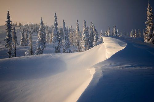 Утренний свет на склонах горы Зеленая