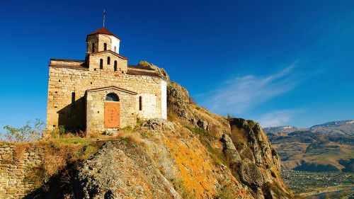 Храм на скале