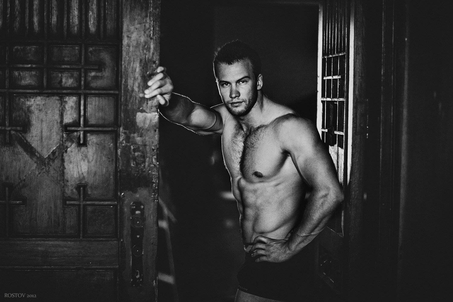 !!!, Александр Ростов