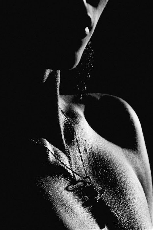 Black фото превью