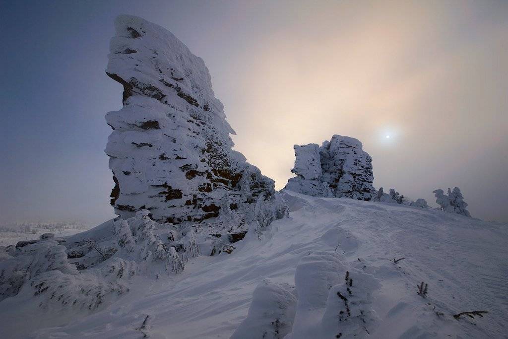 шерегеш, горная шория, гора мустаг, скалы верблюды, облака, Валерий Пешков