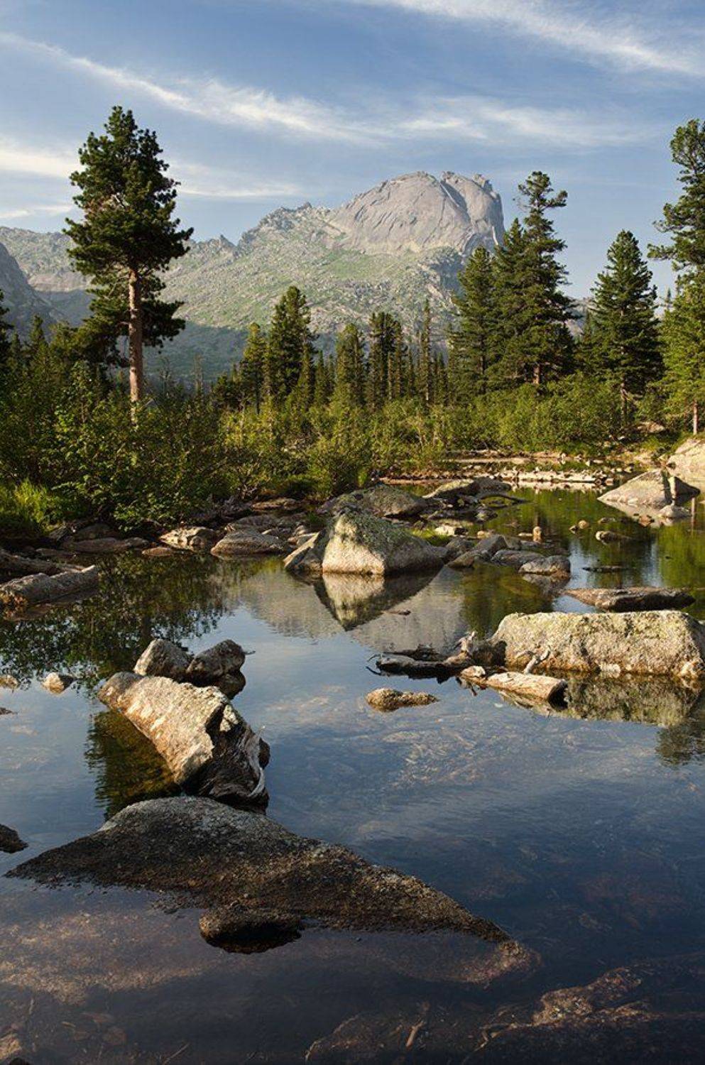 большой, вид, вода, высокий, голубой, горы, деревья, дно, ергаки, зеленый, камни, красивый, красноярский край, озеро, отражения, пейзаж, природа, прозрачный, размер, разрешение, саяны, сибирь, скалы, хвойный, холодный, чистый, Дмитрий Антипов