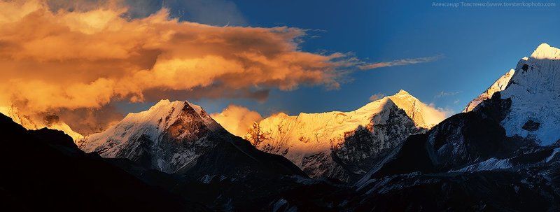 Непал. Гималаи. Вечер. фото превью