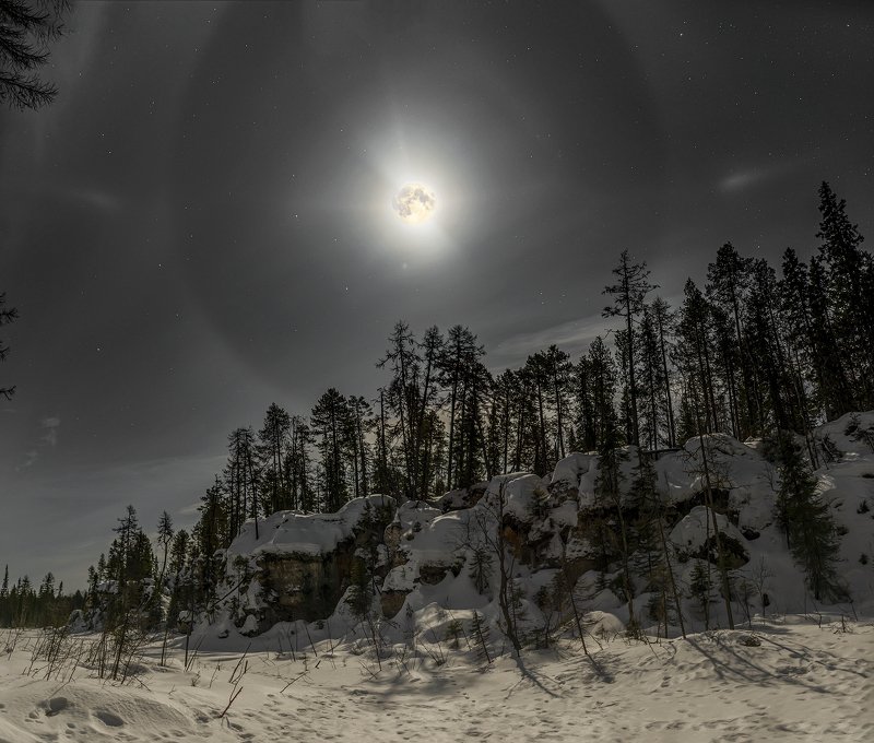 архангельская обасть, закат, зима, мороз, русский север, пинега, луна, гало Ночь на Пинеге фото превью