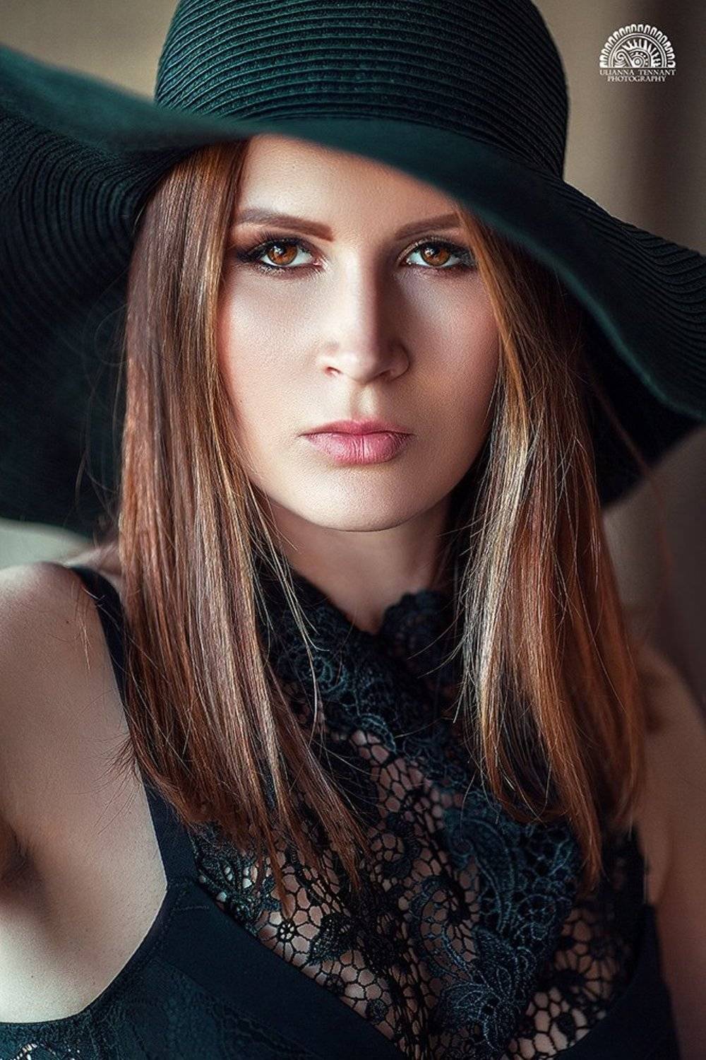 , Теннант Юлианна