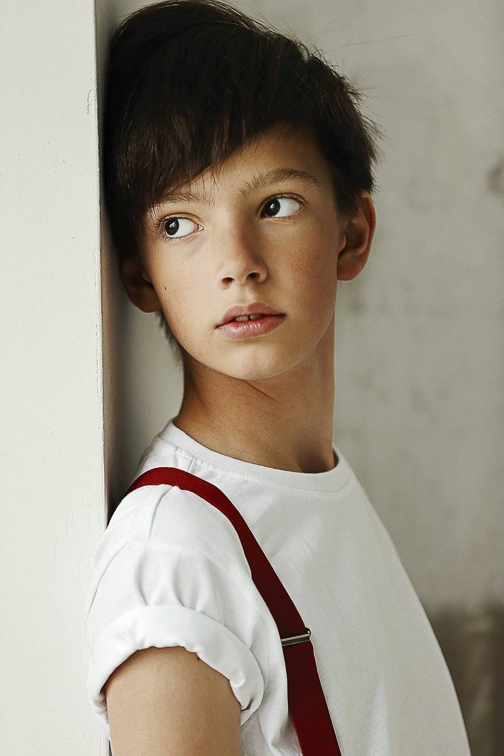 , Антон Леонов