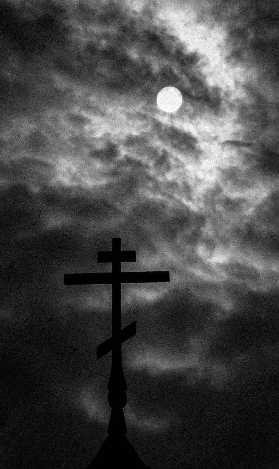 глаз, бог, свет, чб, монохром, крест, православие, чернобелое, пленка, мгновение, момент, луна, солнце, улица, церковь, eye, god, light, bw, monochrome, cross, orthodoxy, blackandwhite, film, instant, moment, moon, sun, street, church, Евгений Демидов