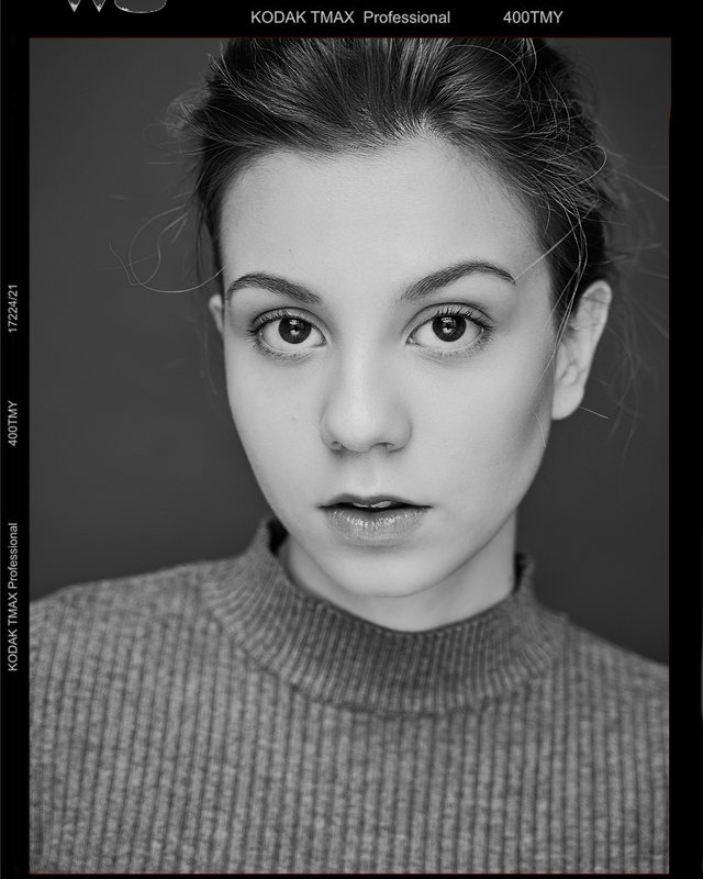 актерское портфолио, портретная фотосъемка, портрет, студийная фотография, актер, актриса, модель Актерское портфолио фото превью