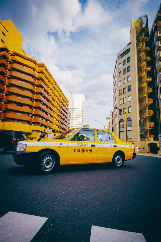taxi yellow sky blue journey japan street nopeople building yokohama vacant Vacant фото превью