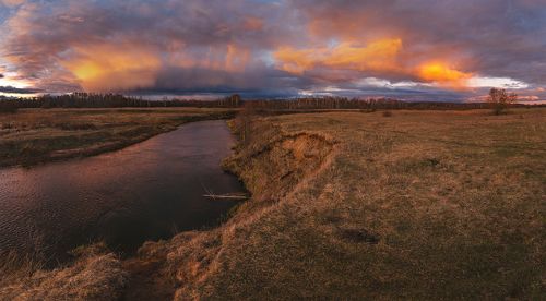 на реке Ухтохма