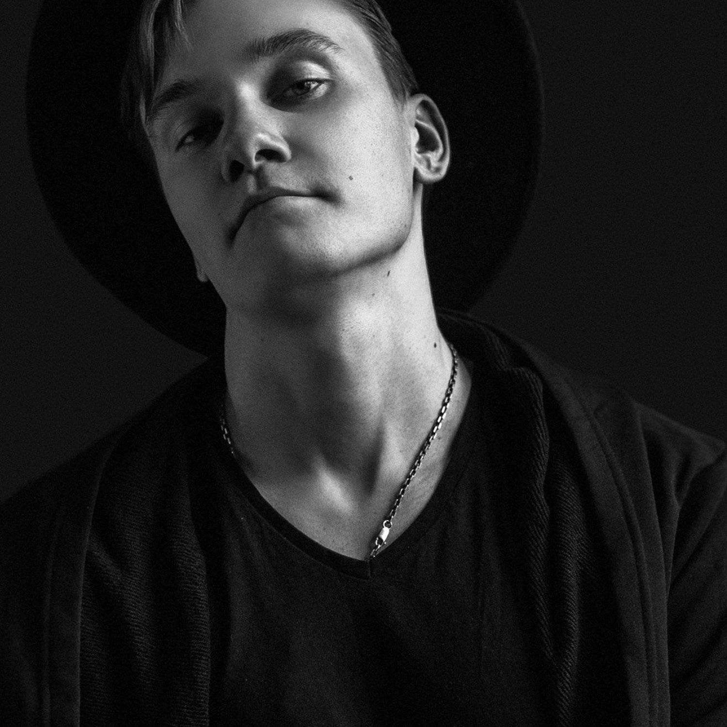 , Юрий Демидов