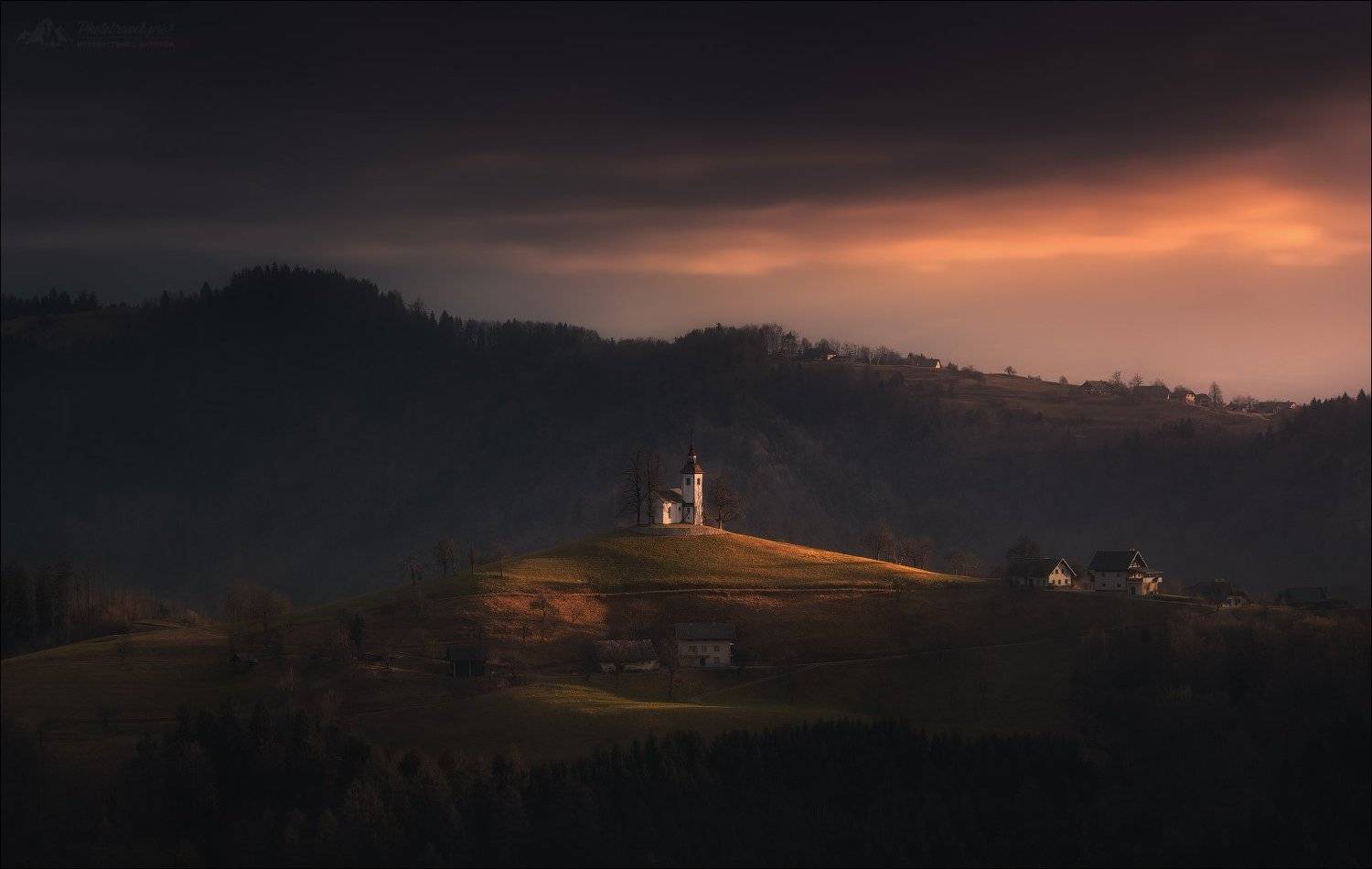 словения, церковь, альпы, осень, Slovenia, St.Thomas, church, церковь,Alps, Sveti Tomaž nad Praprotnim, Kamnik&ndash;Savinja Alps, Влад Соколовский