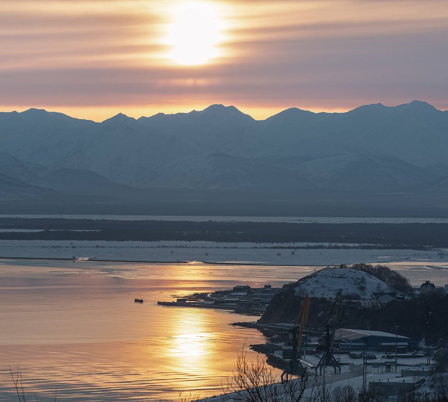 Камчатка, бухта, закат, горы, Александр Максин