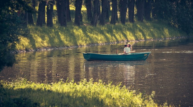 лето, лодка, люди, озеро, парк, пруд двое фото превью