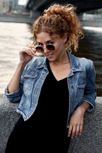 -”Красотка? -”Да, это про меня”. :)