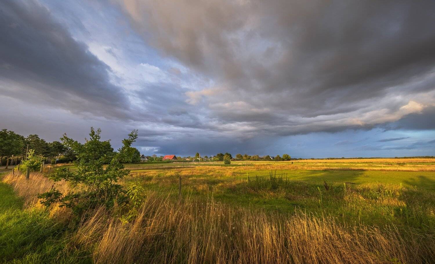 дания, деревня, ливень, поле, облака,,  Marat Max (Марат Макс)