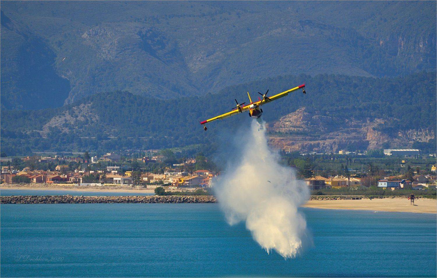 гидросамолёт, птицы, горы, пляж, море, Sergey Drobkov