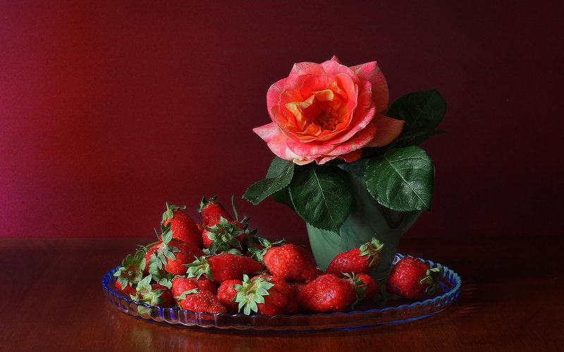 Клубника фото превью