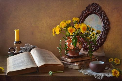 Весны ожившим сном расцвечена реальность...