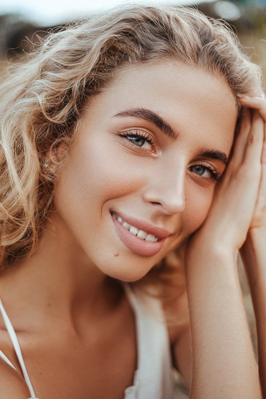 девушка в шляпе, шляпа, белые волосы, портрет, фрукты, поле, девушка, girl, nature Фруктовая Лавка фото превью